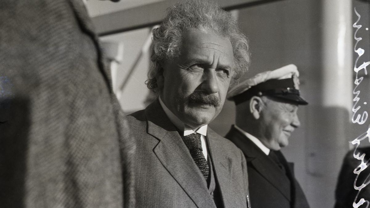 'Dreadful danger for all mankind': Einstein's powerful anti-war letter goes up for auction