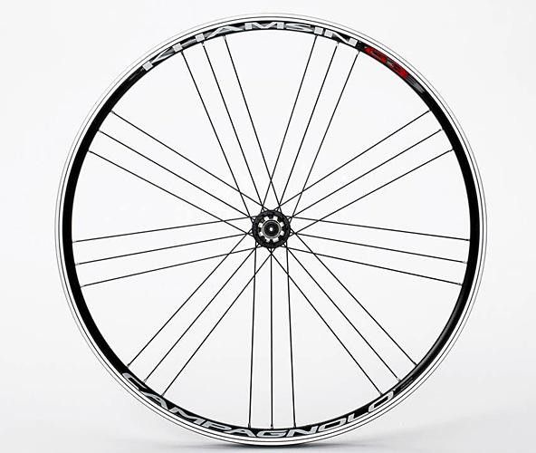 Khamsin rear wheel with black finish.