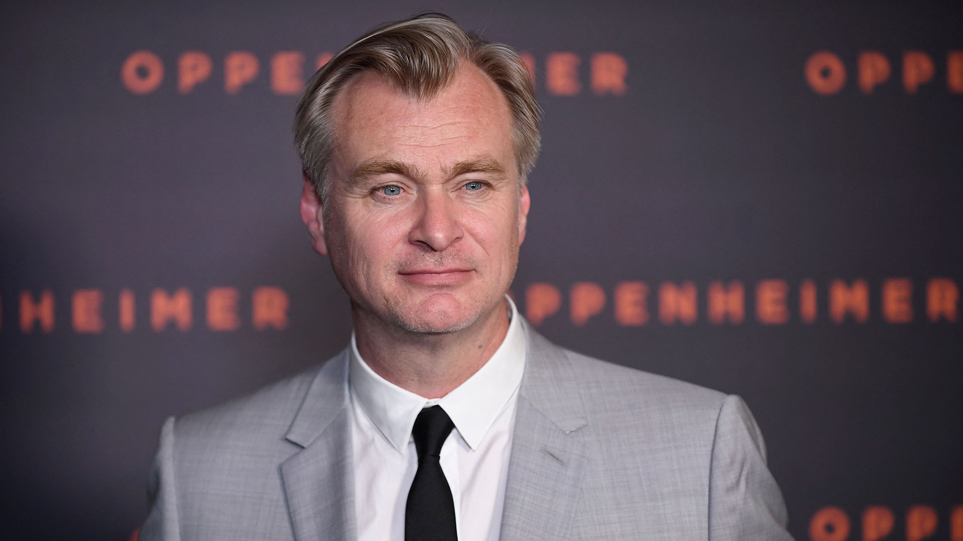 La nueva película de Christopher Nolan está tan rodeada de secretismo que el único rumor sobre la trama tenía cinco palabras y fue desmentido en tres minutos.