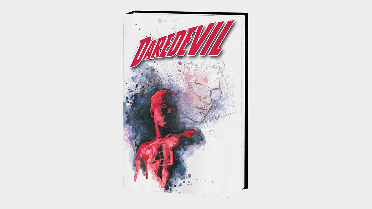 DAREDEVIL BY BENDIS &amp; MALEEV OMNIBUS VOL. 1 HC MALEEV COVER &ndash; NEW PRINTING