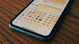 emoji keyboard on iPhone 