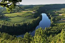 Cahors vineyards, Decanter, Jefford on Monday