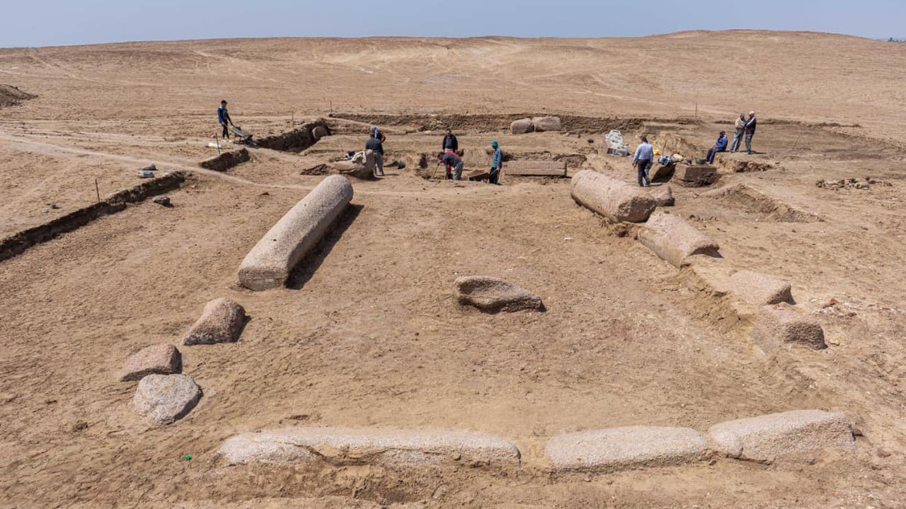 The pink granite pillars likely came from Aswan in ancient times.