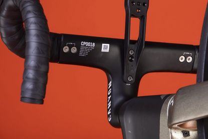 canyon aeroad handlebar