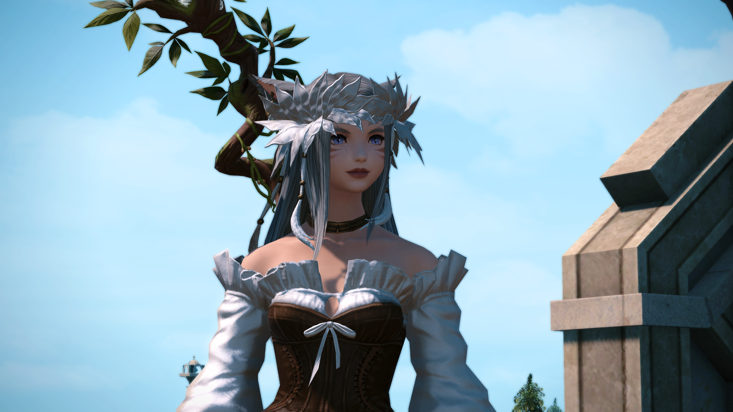 A female miqo'te white mage in Final Fantasy 14.