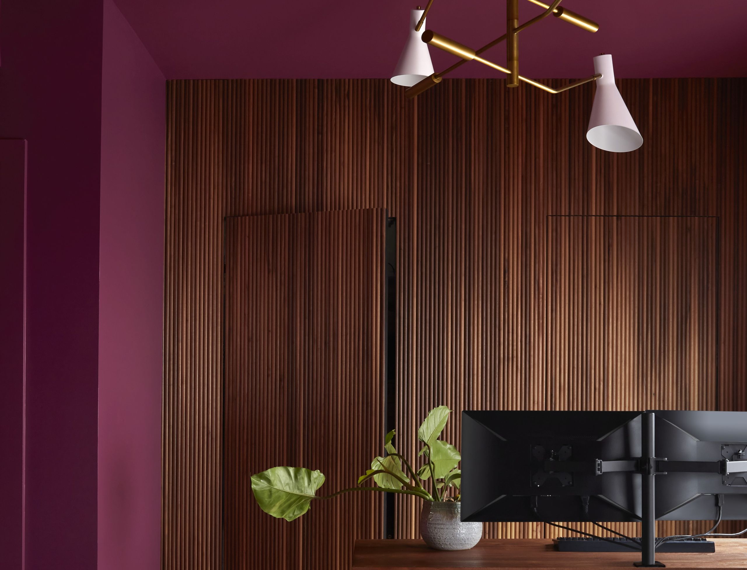 Paint Colors That Go With Natural Wood — 10 Complementary Picks | Livingetc