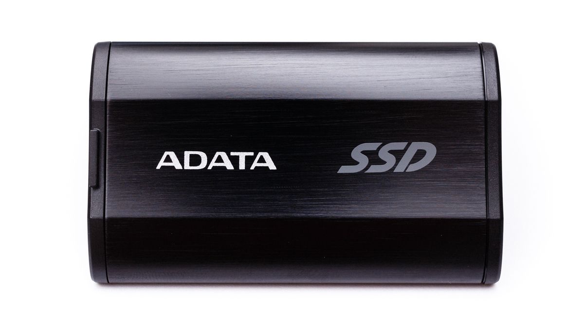 Adata SE800 Portable SSD Review: Compact and Waterproof Flash
