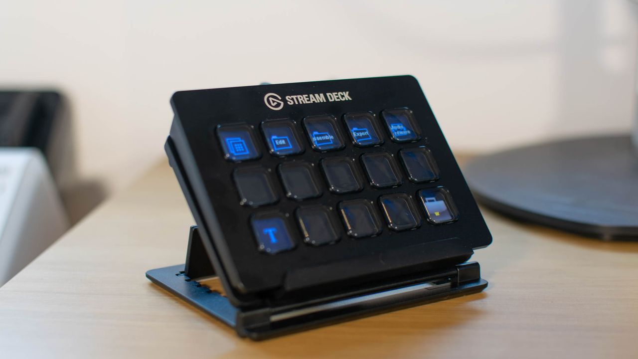 Close-up of Elgato Stream Deck with custom folders