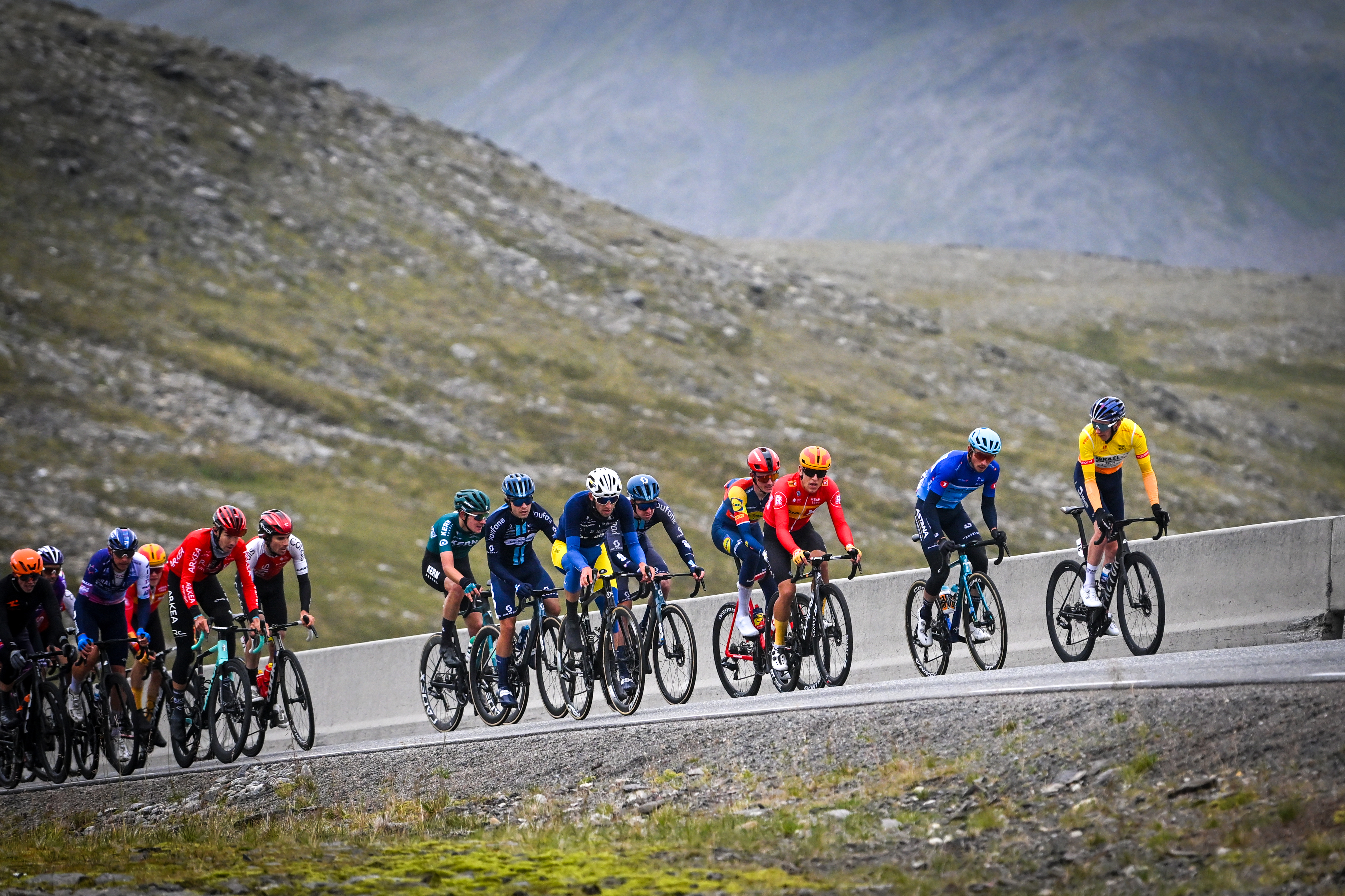 Peloton at the Arctic Tour of Norway