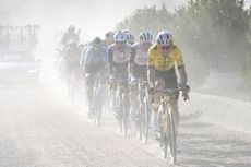 Wout Van Aert racing across the gravel at Clásica Jaén 2025