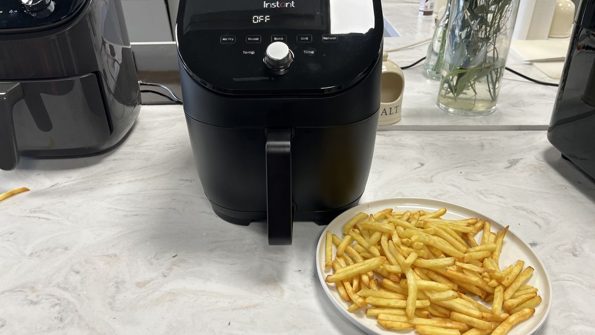 Air Fryer Vs Oven: Which Cooker Is Best For Your Kitchen? | Top Ten Reviews