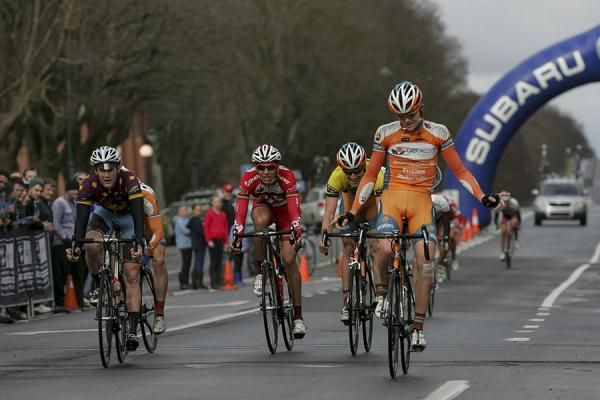 Campbell Flakemore (Genesys) pips Ben Hill (RBS Morgans - ATS) for the win on the final stage of the Tour of the Great South Coast