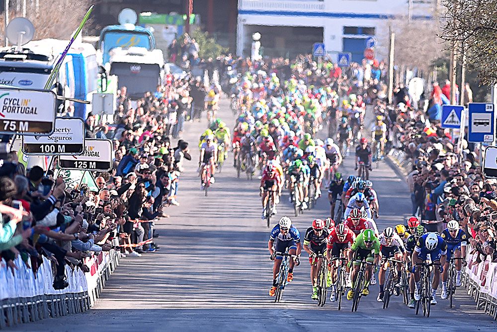 Sprinters bear down on the finish f stage 4 at Volta ao Algarve.