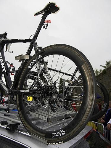 Teammate Kanstantsin Siutsou used the same rims but his were laced to a set of ultralight American Classic hubs.
