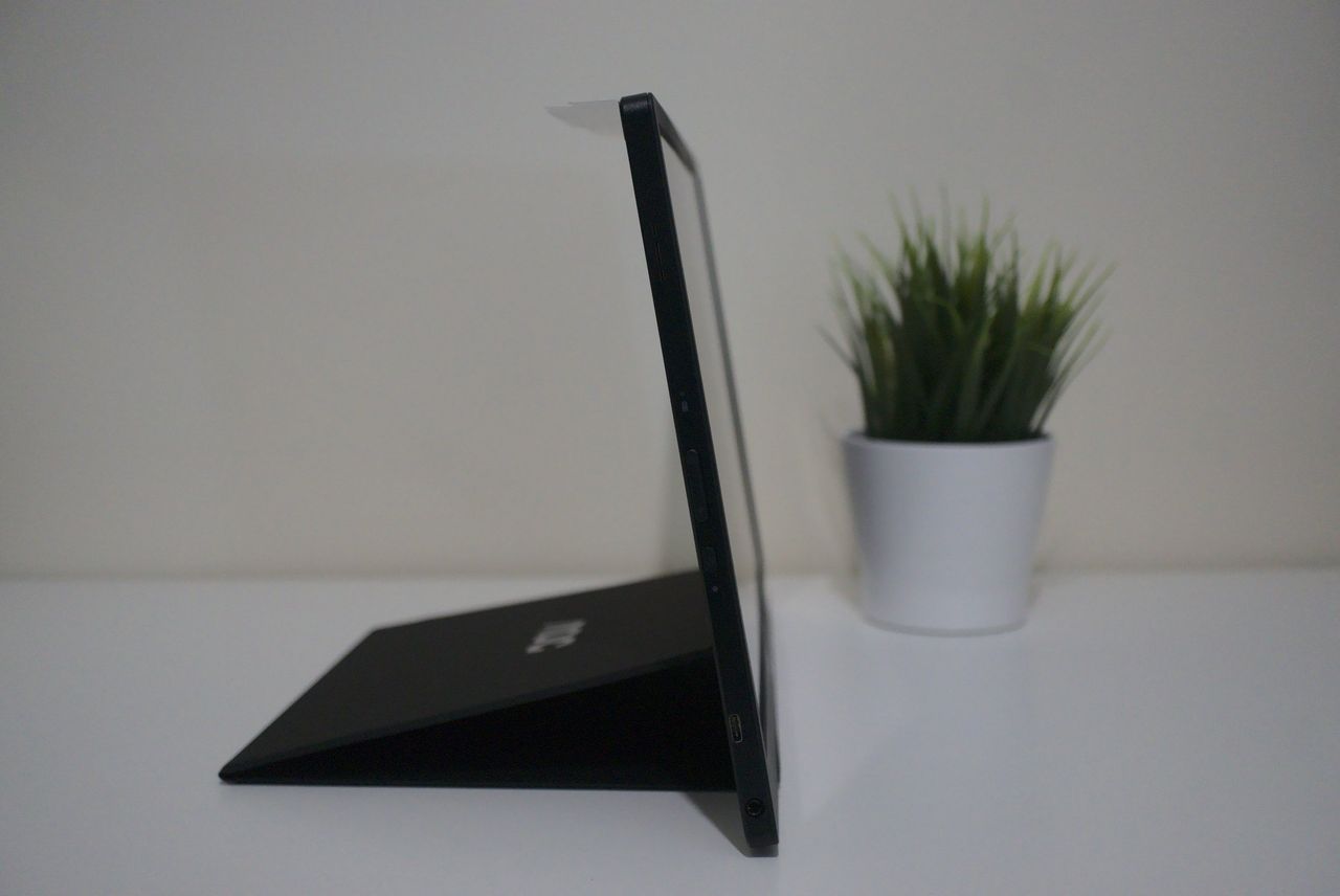 AOC 16T2