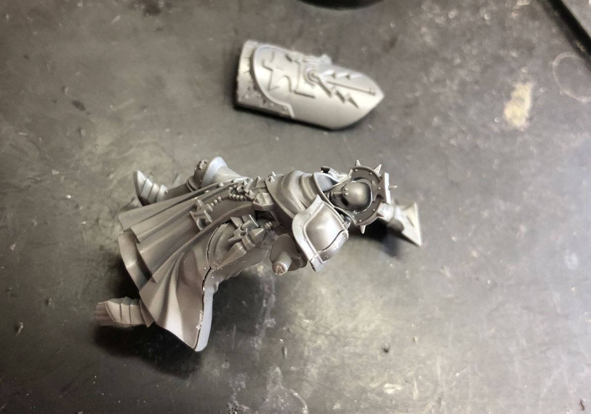 The new Sacrosanct infantry are some of the best Stormcast Eternals yet, but you might need some greenstuff putty to cover the cracks in the core set units.
