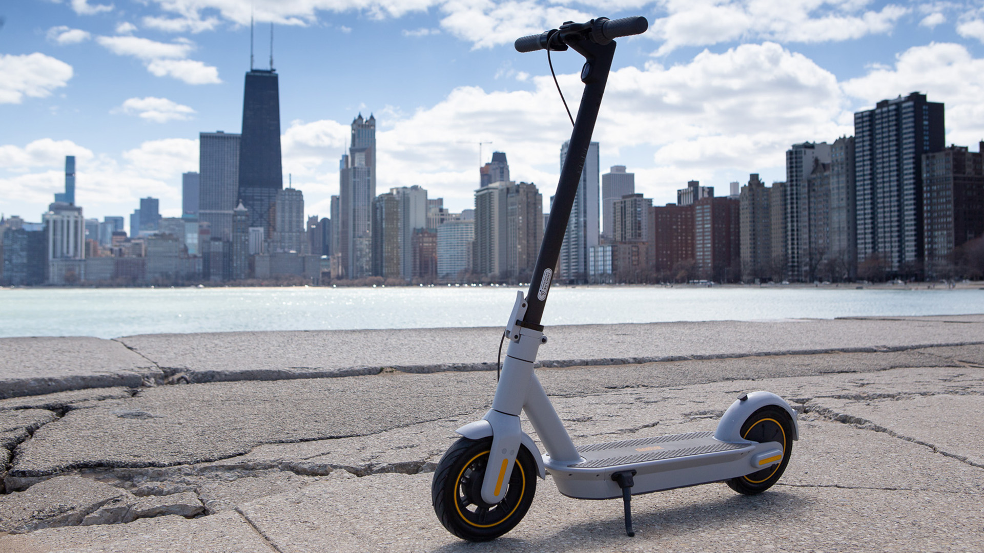 ropa interior Cariñoso ladrar Segway Ninebot MAX G30LP e-scooter review: the fast and the luxurious | T3