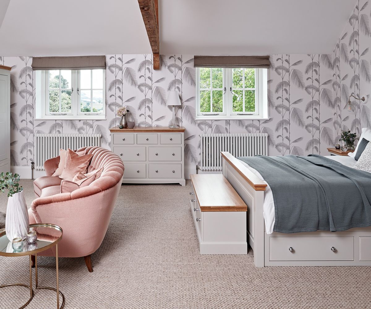Beautiful neutral bedroom ideas that are cosy and stylish | Homebuilding
