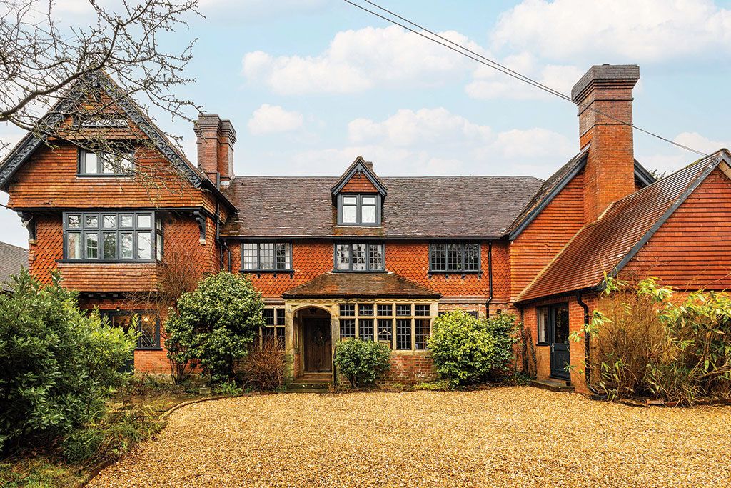 Property for sale with minstrels' gallery: Old Plawhatch House, Sharpthorne, East Grinstead, East Sussex.