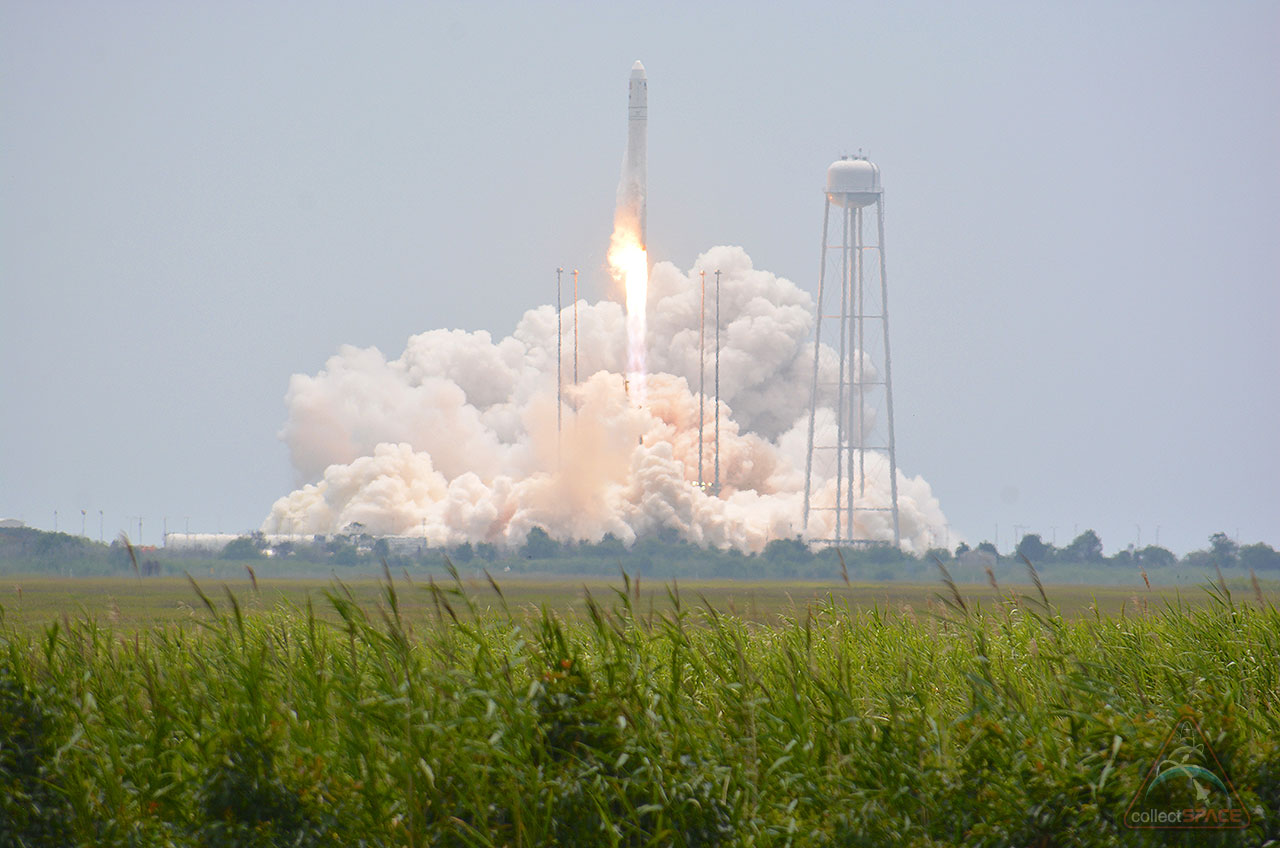 An Antares rocket lifts off from NASA&#039;s Wallops Flight Facility in Virginia with the SpaceShip (SS) Janice Voss, the third of Orbital Sciences&#039; space station-bound cargo freighters.