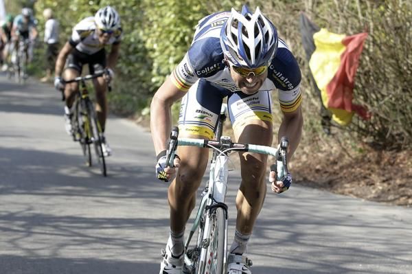 Stijn Devolder (Vacansoleil-DCM) punishes the peloton