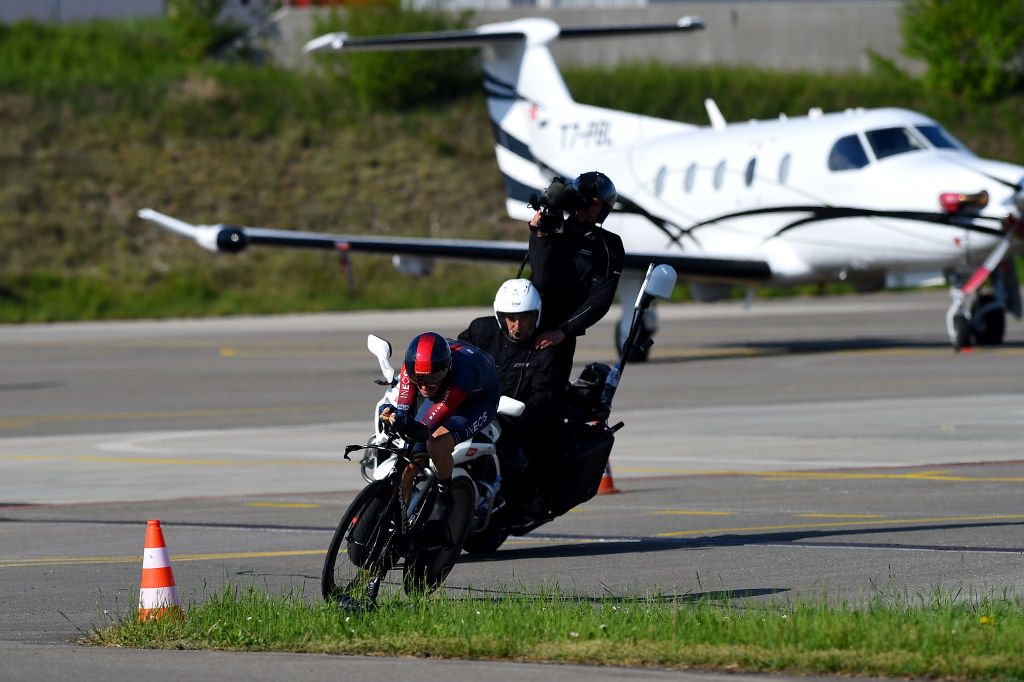 LAUSANNE SWITZERLAND APRIL 26 Geraint Thomas of United Kingdom and Team INEOS Grenadiers sprints during the 75th Tour De Romandie 2022 Prologue a 512km individual time trial from Lausanne to Lausanne ITT TDR2022 on April 26 2022 in Lausanne Switzerland Photo by Dario BelingheriGetty Images