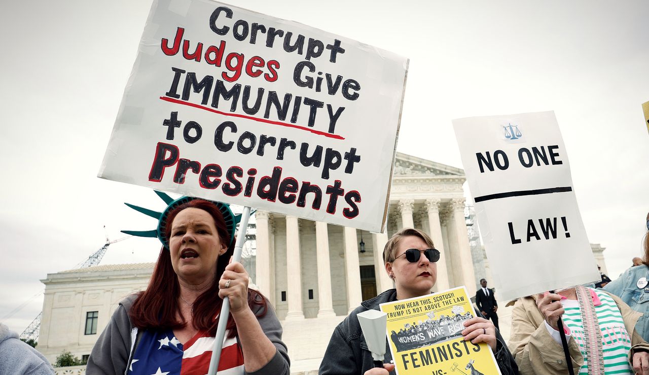 Protesters outside Supreme Court