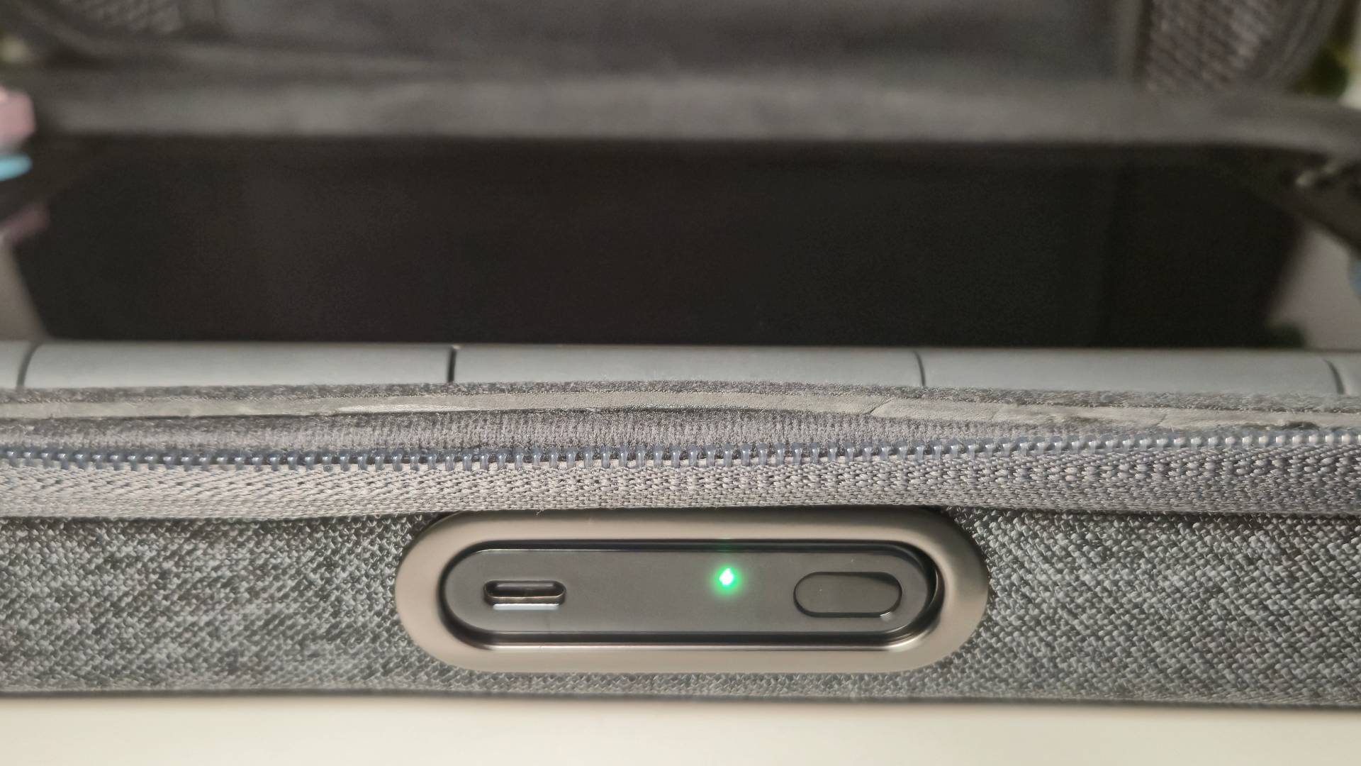 Close up of the Charging Case Pro battery display.