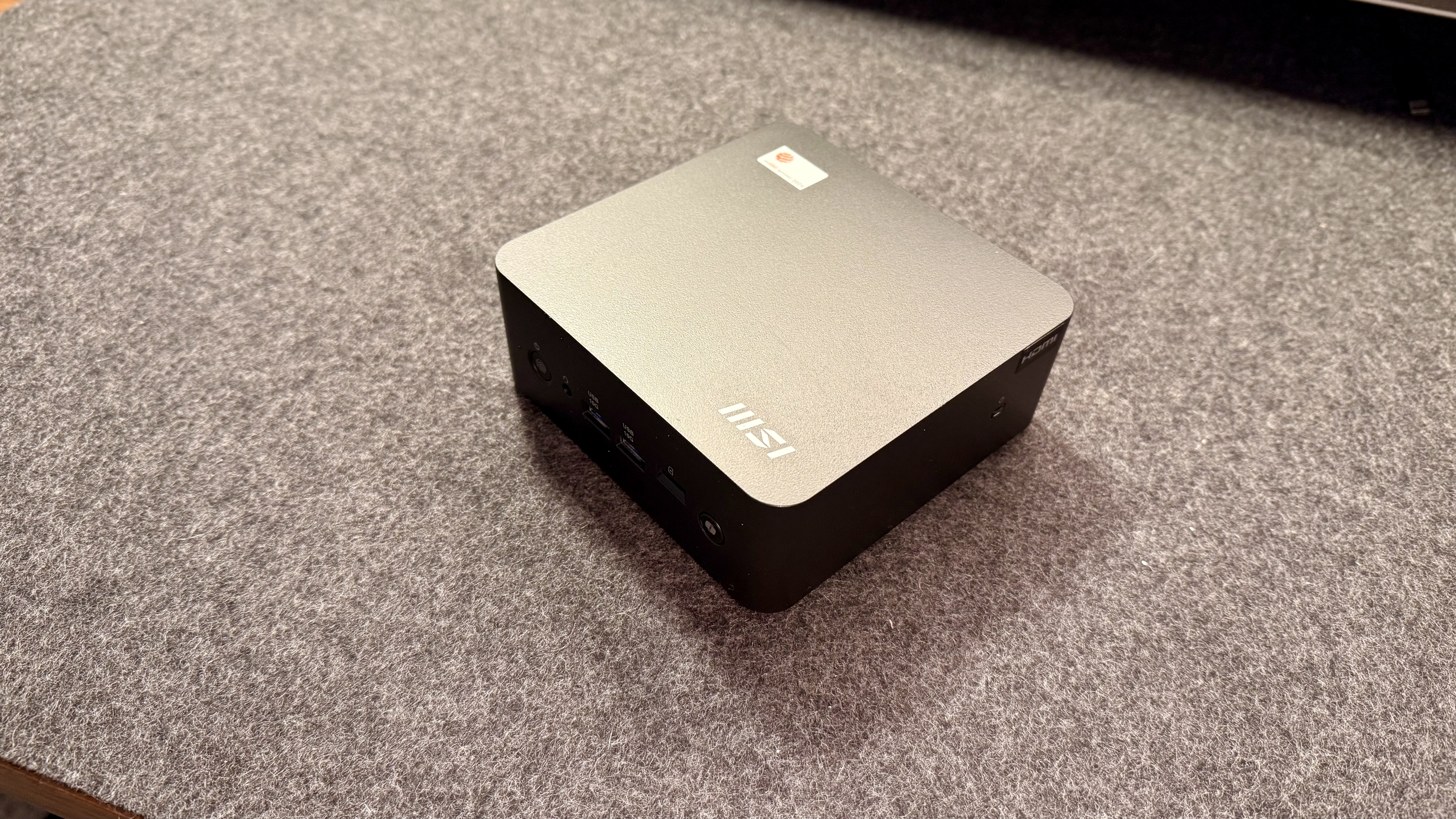 MSI | Cubi NUC AI+ 2MG