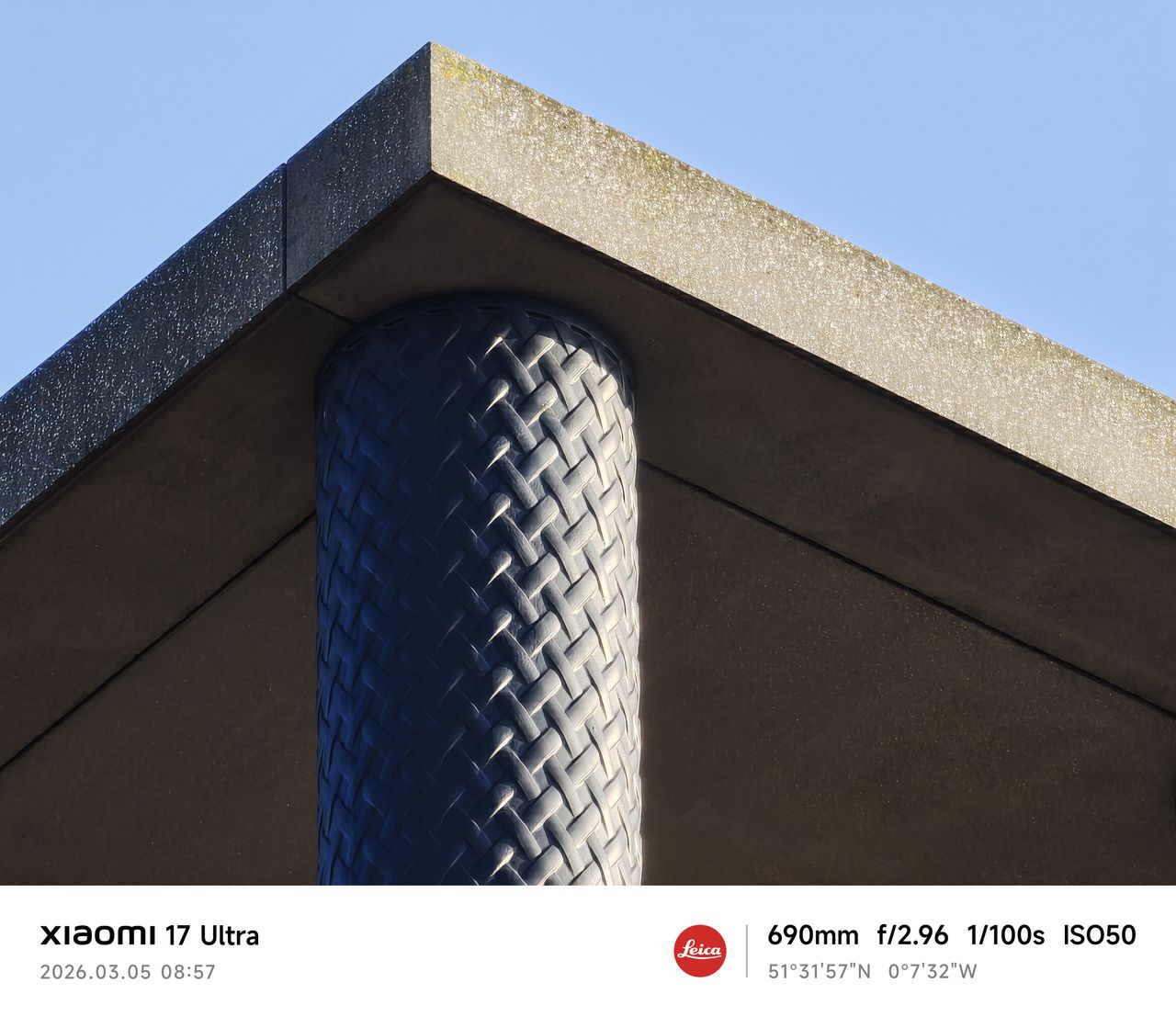 Xiaomi 17 Ultra camera sample highrise zoom 30x