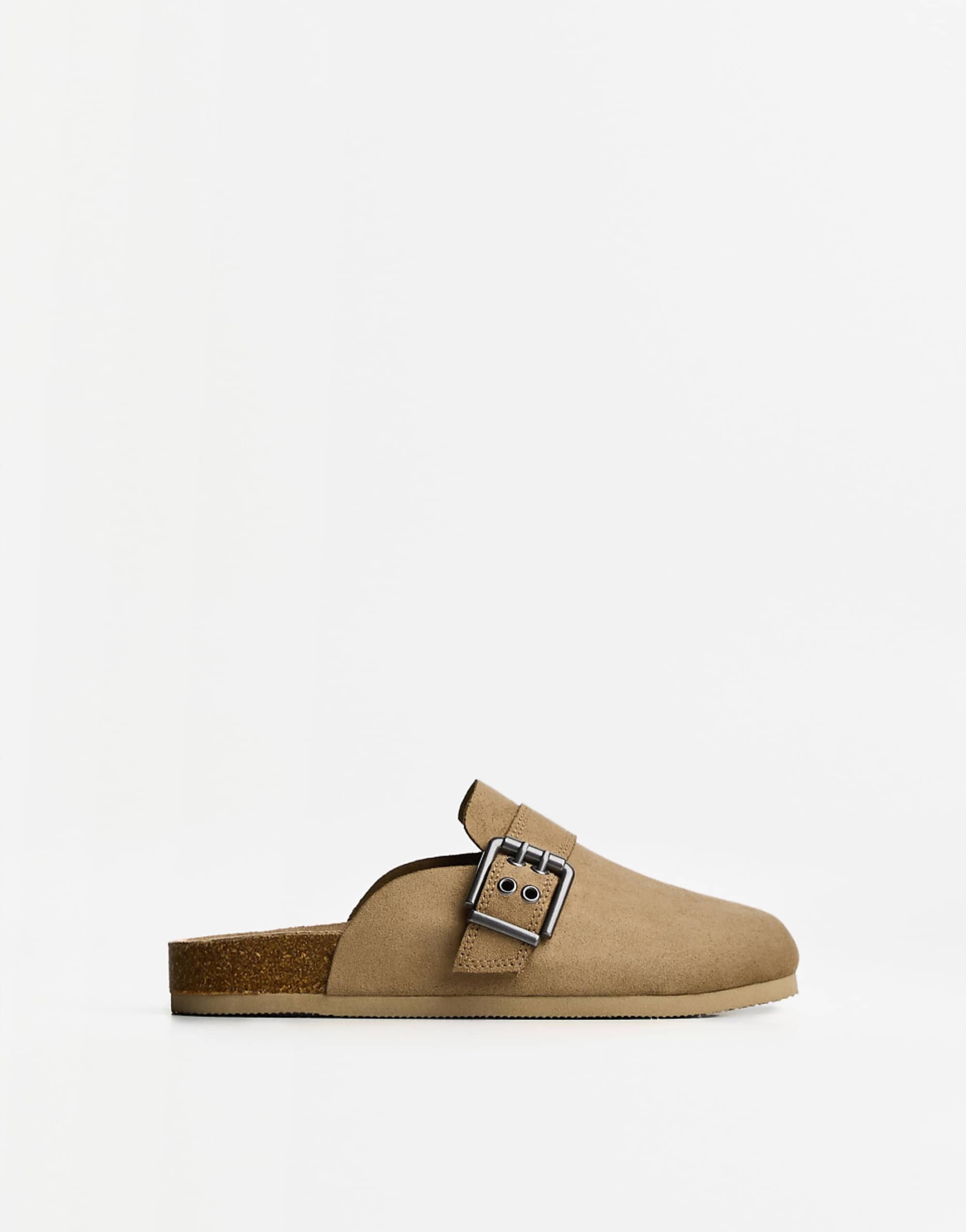 Bershka Clogs With Buckle Detail in Tan