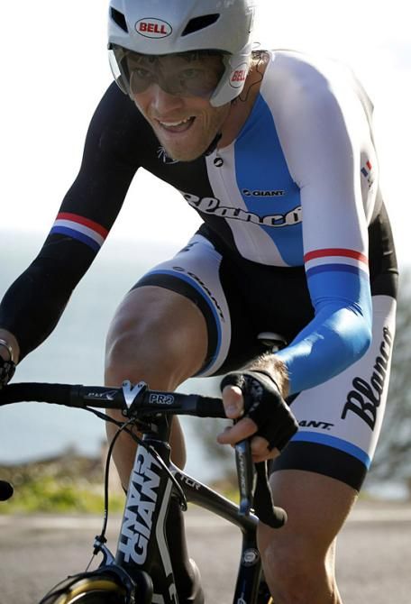 Lars Boom (Blanco) opted for a road bike for the time trial which featured some climbing.