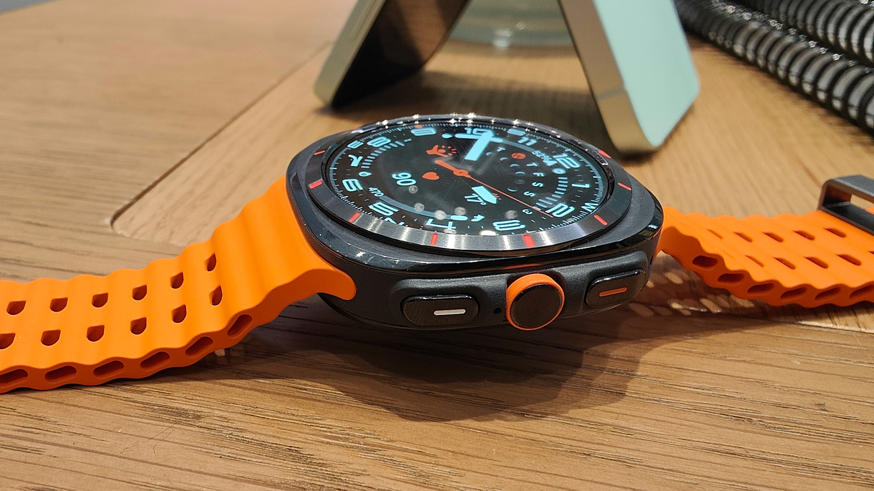 Samsung Galaxy Watch randomly vibrating? Here are some potential fixes ...