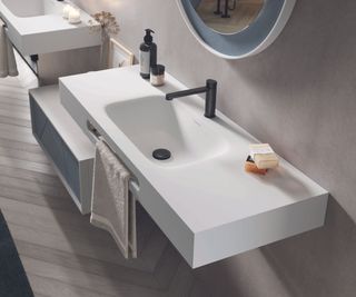 Bathroom basin with countertop space