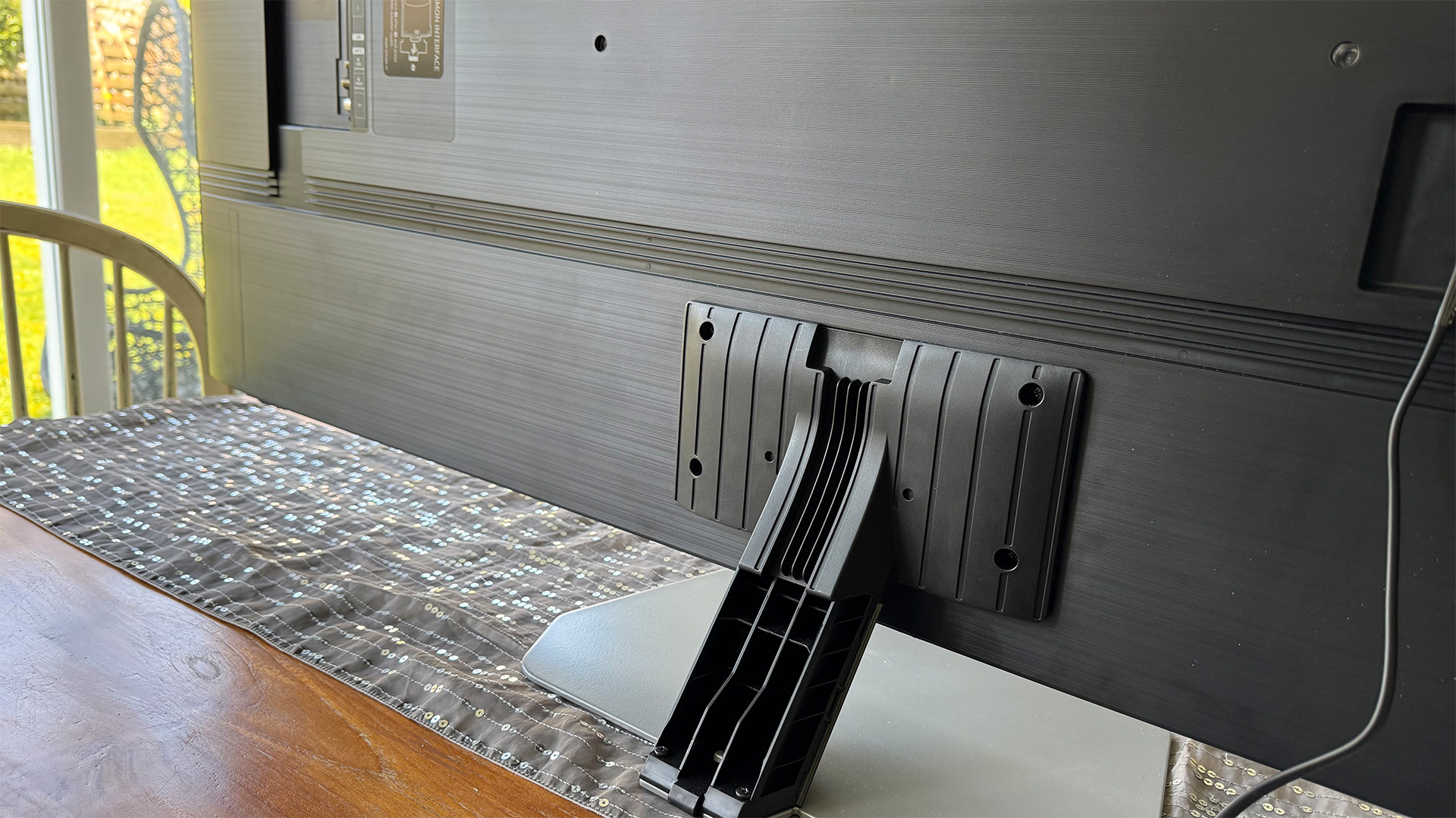 Samsung QN90F Mini LED TV