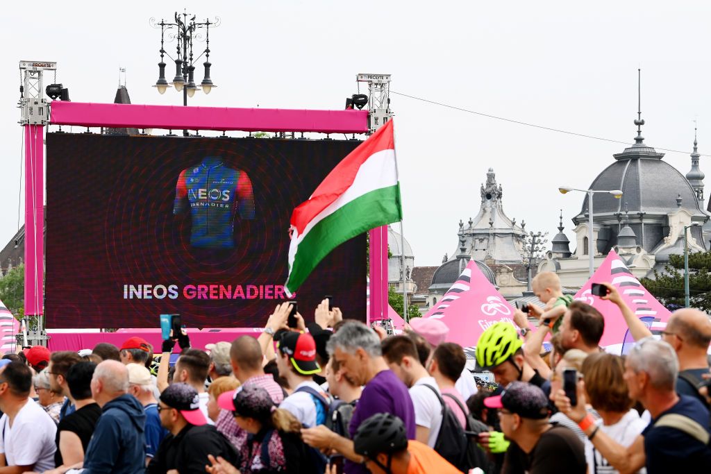 VISEGRAD HUNGARY MAY 06 Fans at Team INEOS Grenadiers team presentation prior to the 105th Giro dItalia 2022 Stage 1 a 195km stage from Budapest to Visegrd 337m Giro WorldTour on May 06 2022 in Visegrad Hungary Photo by Tim de WaeleGetty Images