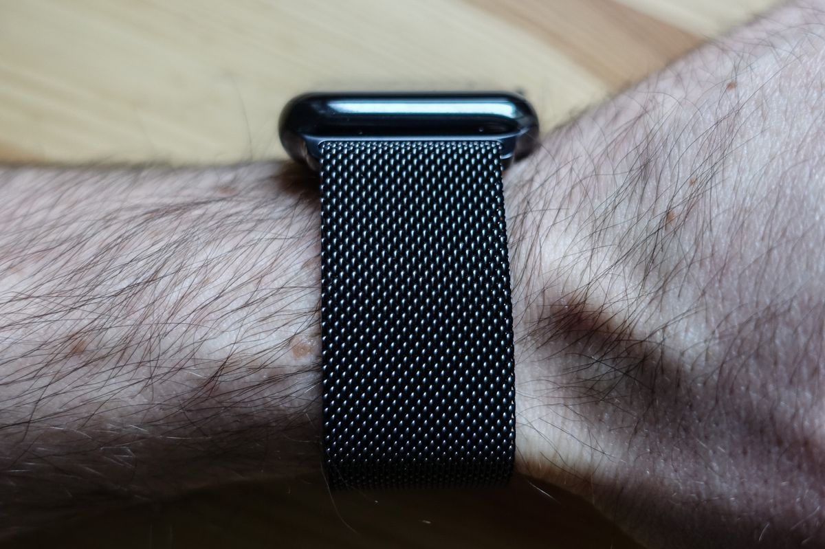 The Space Black Apple Watch with Space Black Milanese band is gorgeous ...