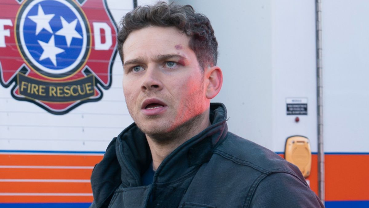 Why The Way Buck Reacted To His Parents News In 9-1-1s Crossover Concerns Me Why The Way Buck Reacted To His Parents News In 9-1-1s Crossover Concerns Me