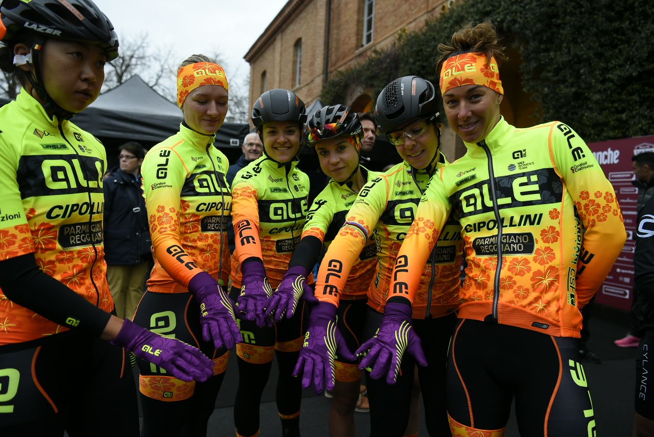 The Ale' Cipollini riders show off their special Women's Day gloves