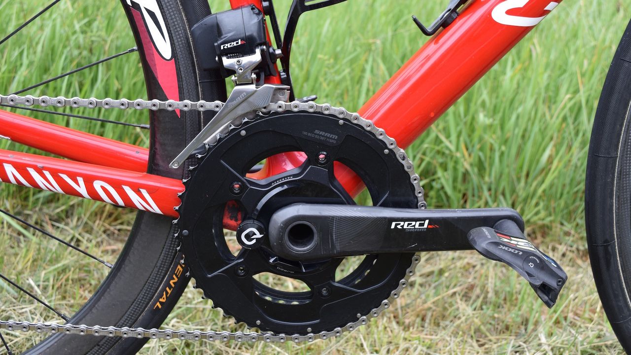 Zakarin chooses standard gearing of 53/39 chainrings, 11-28 cassette and 172.5mm cranks