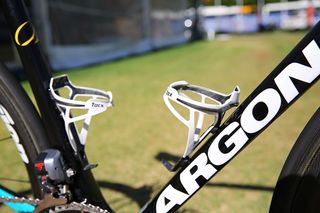 Tacx bottle cages on Astana's Gallium Pro