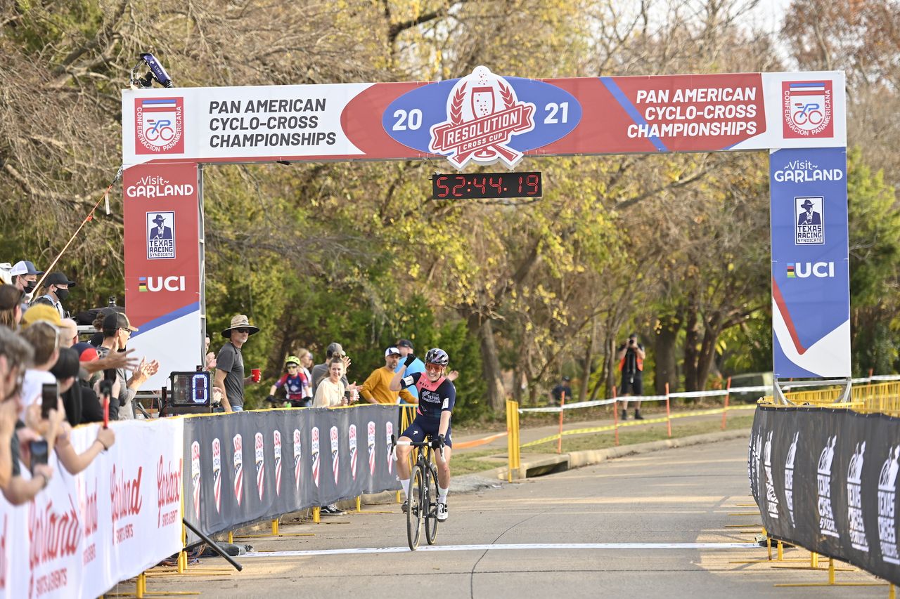 Raylyn Nuss wins elite women's Pan-American Cyclo-cross championship in Garland, Texas