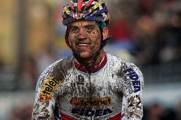 A muddy Zdenek Stybar (Telenet - Fidea)