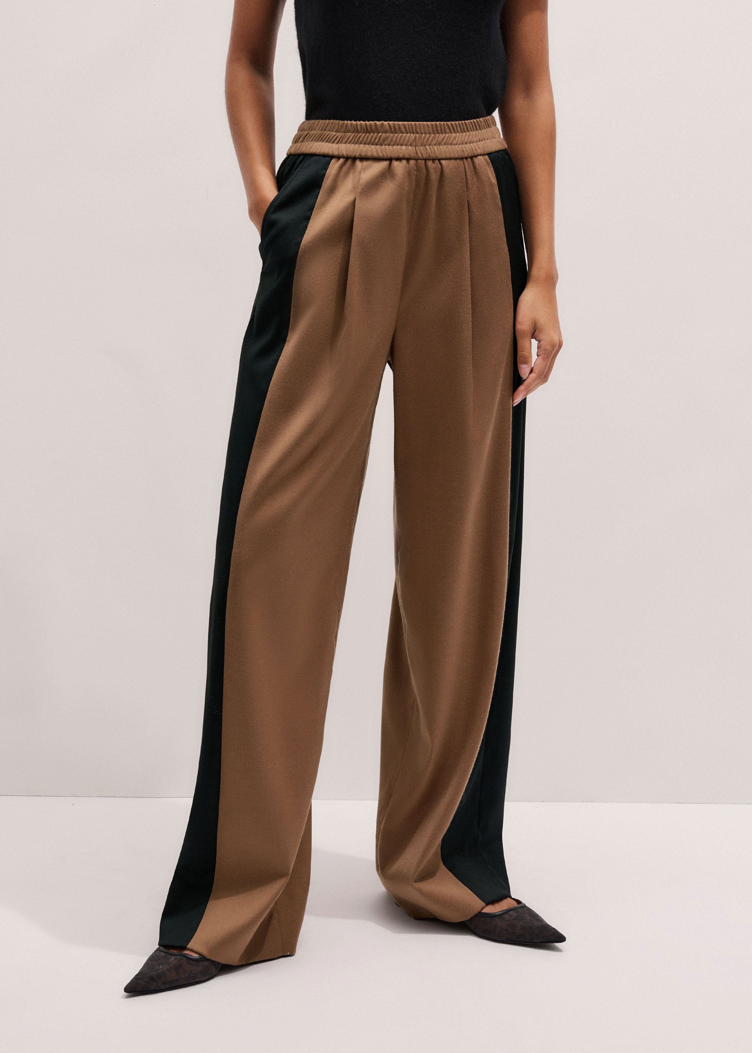 Fluid Straight Trouser