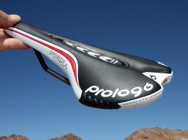 A central depression in the women's-specific Prologo Nago Evo Dea is intended to relieve pressure on soft tissue.