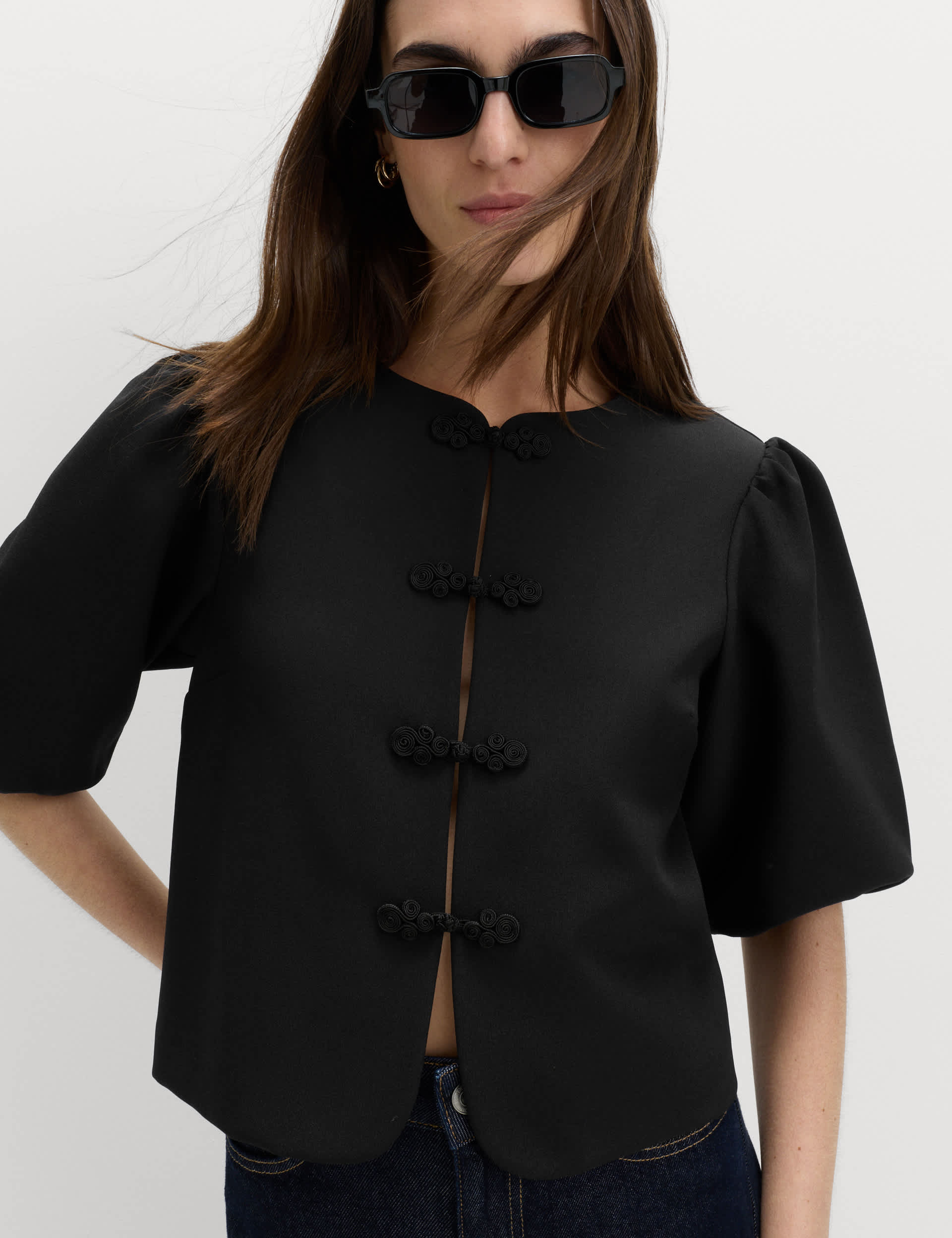 Knot Button Detail Puff Sleeve Top