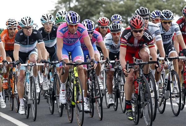 Alessandro Petacchi stays out of trouble