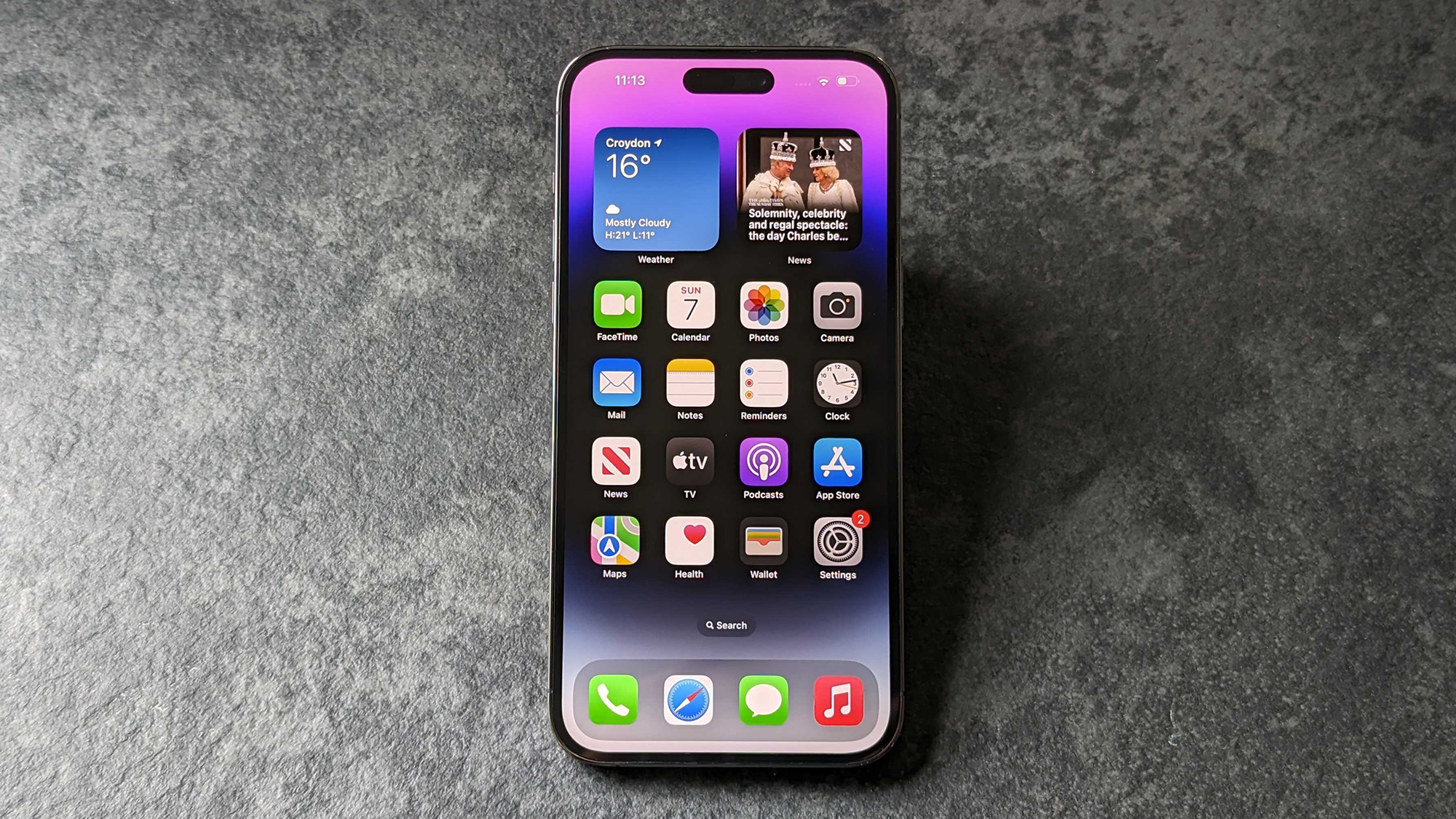 iPhone 14 Pro Max review straight front