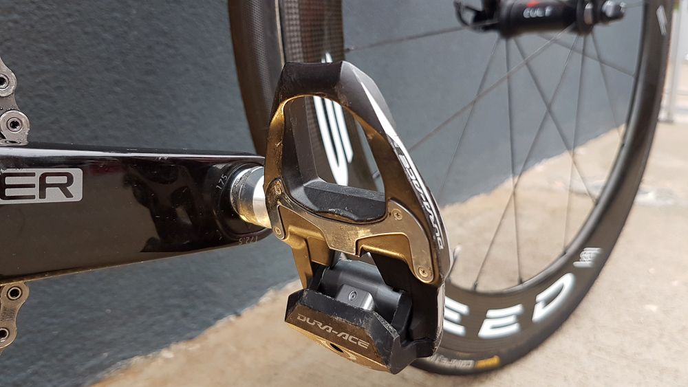 The team is using older Dura-Ace 9000 series pedals