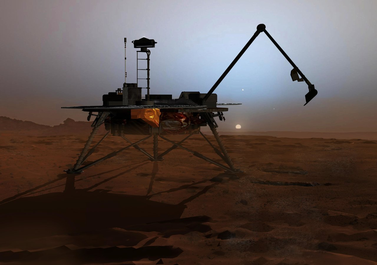細い腕を持って右に曲がった火星着陸船の細身のシルエット。 さびた地平線の後ろに薄暗い太陽が降ります。